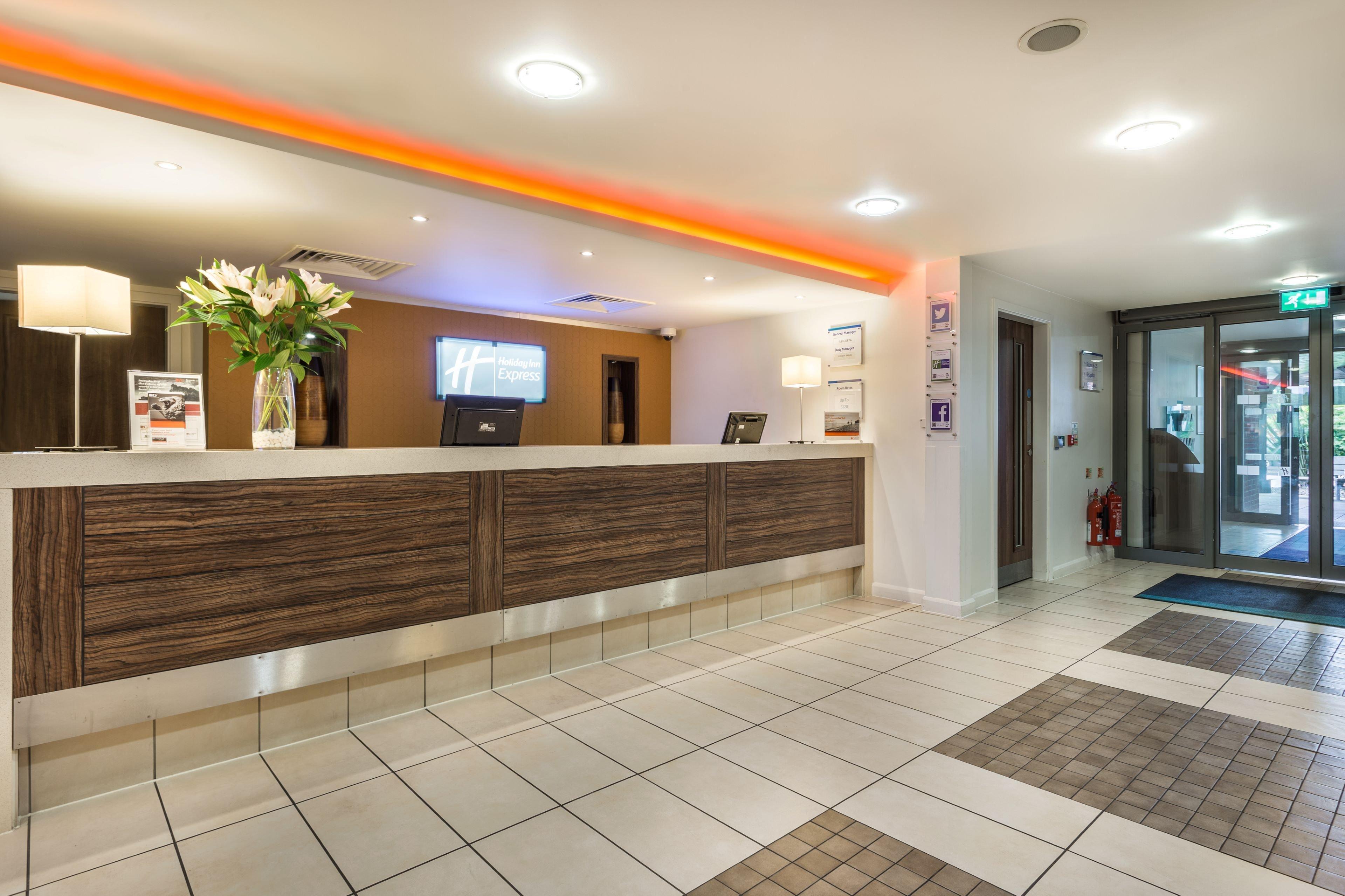 Holiday Inn Express Colchester, An Ihg Hotel Kültér fotó