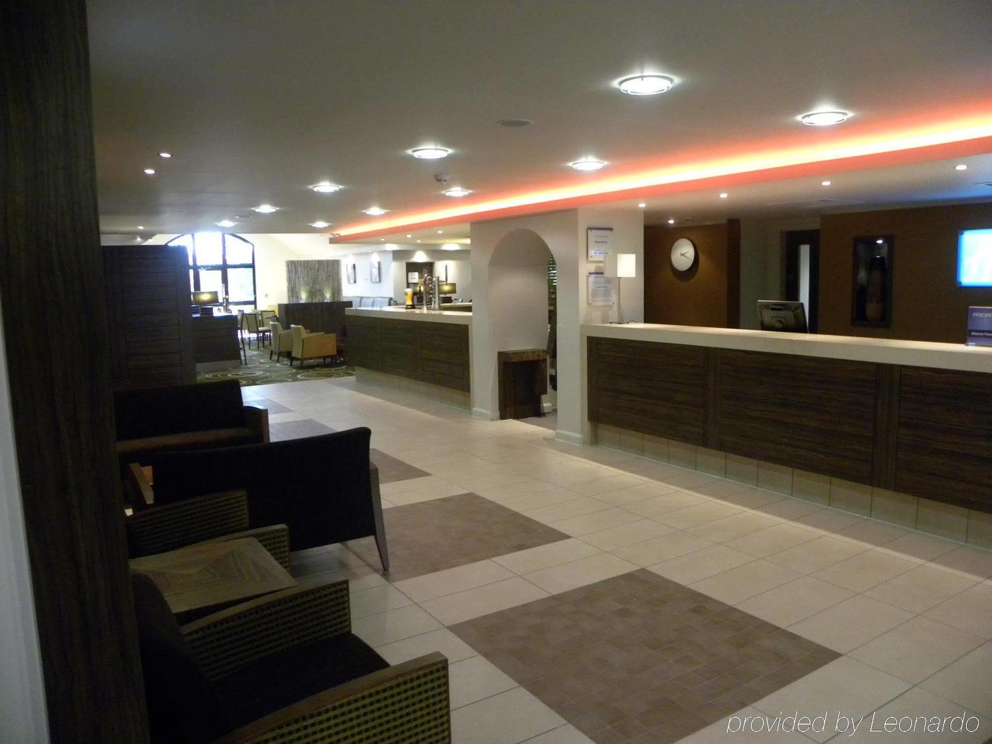 Holiday Inn Express Colchester, An Ihg Hotel Beltér fotó